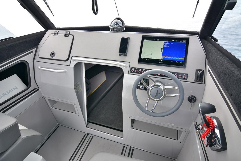 YELLOWFIN YF70 2